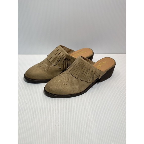 Ariat Unbridled Women's Shirley Fringe Mules - Sand, US 10 B / EUR 41.5 / UK 7.5 - Picture 5 of 9